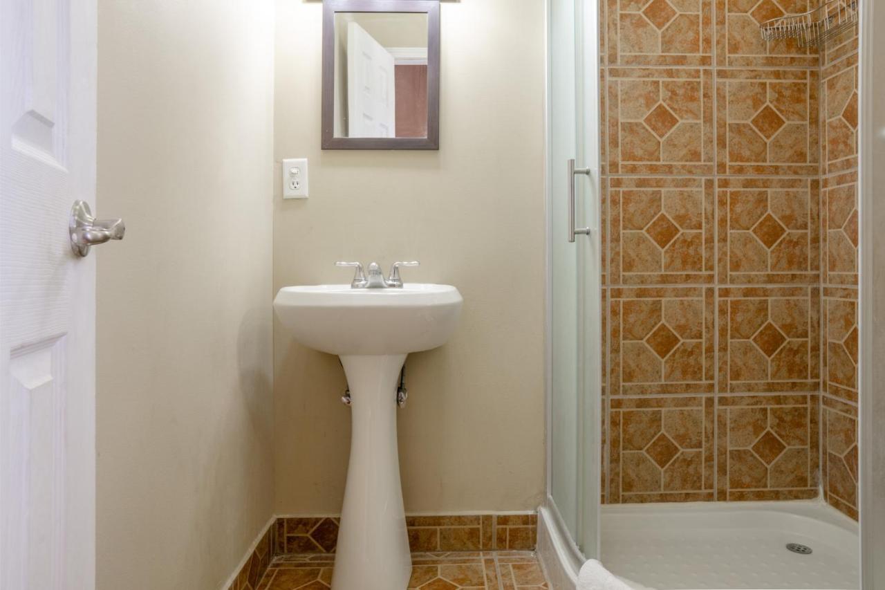 Capital O Hotel Villa Azura Tecate Dış mekan fotoğraf